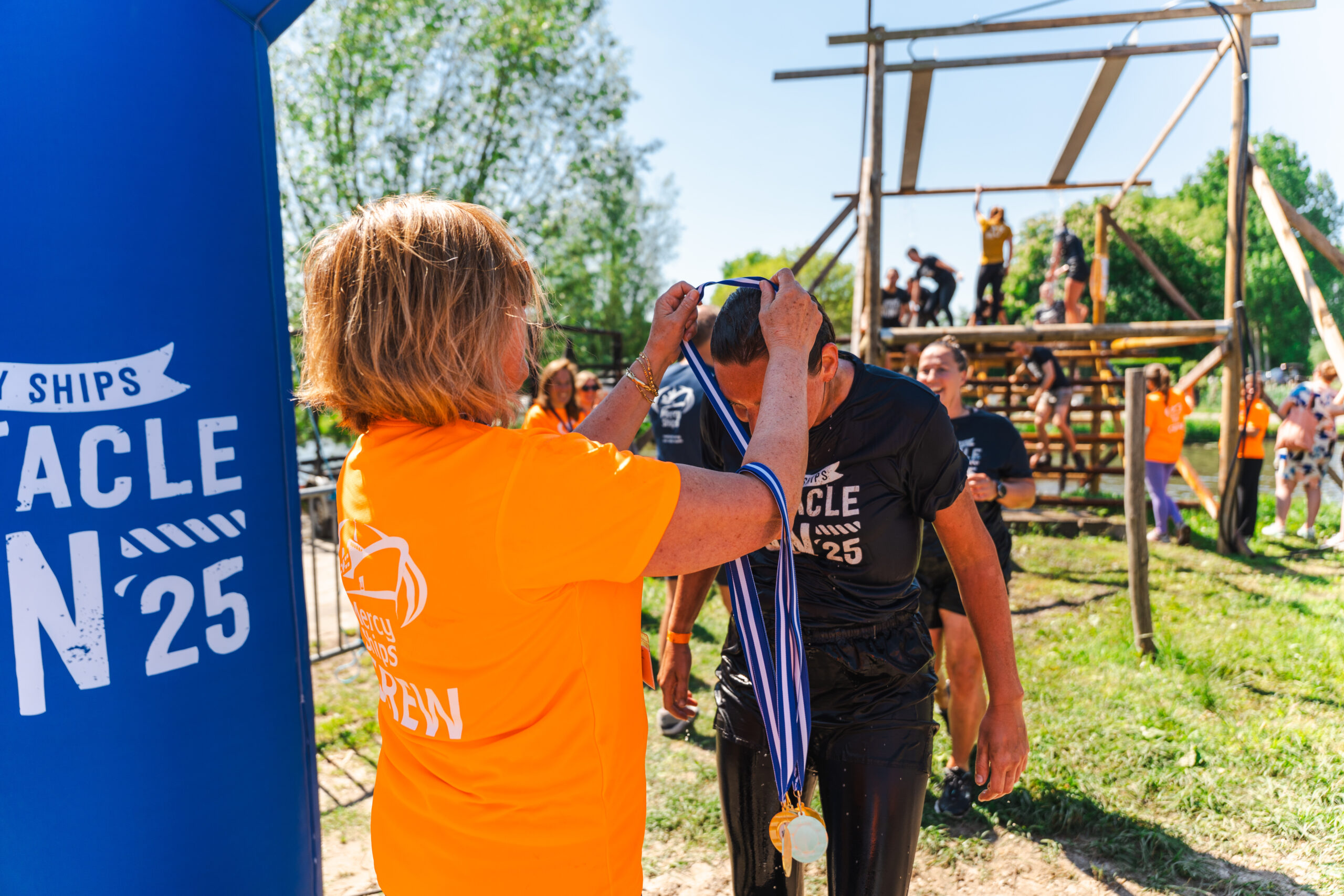 MERCY SHIPS OBSTACLE RUN-249